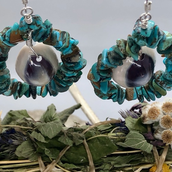 ❤️SOLD❤️Hippie, Turquoise Earrings - Picture 2 of 5